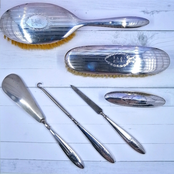 Charles S. Green & Co Other - Solid Sterling Silver 6 Pc Vanity Set From Birmingham England 1924